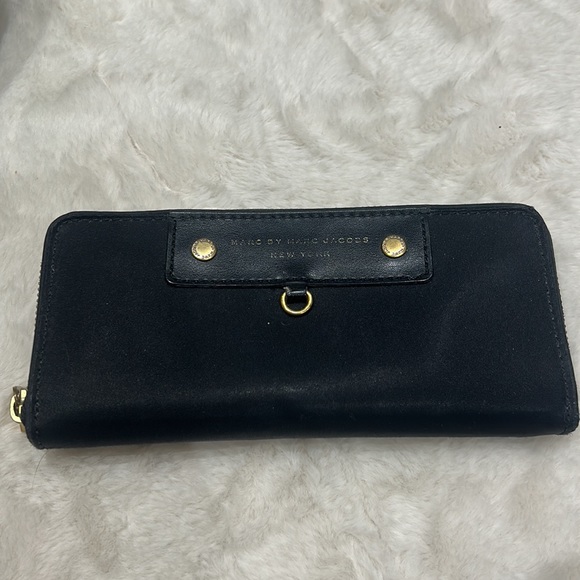 Marc Jacobs Bag & Wallet - Picture 6 of 9